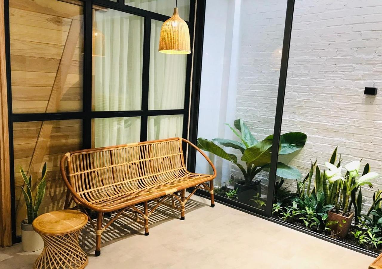 6 Bedroom House - Best Location - 5Mins My Khe Beach Da Nang Zewnętrze zdjęcie