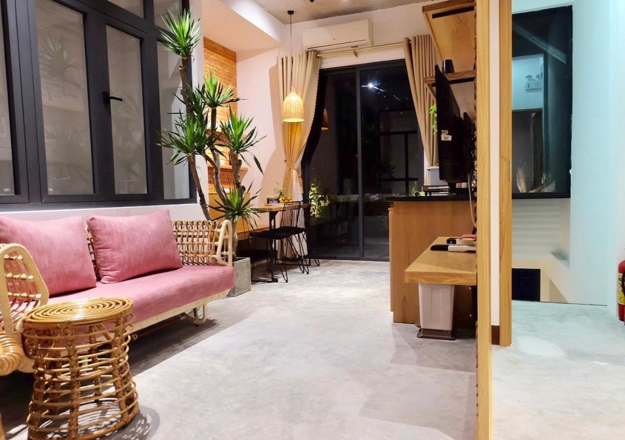 6 Bedroom House - Best Location - 5Mins My Khe Beach Da Nang Zewnętrze zdjęcie